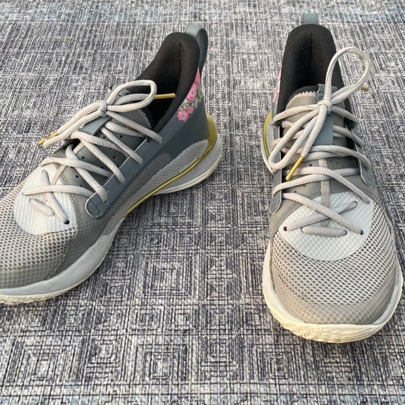 Under Armour Curry 7 Floral Chinese New Year Lace Up Athletic Shoes Size 6.5Y US - Picture 4 of 10